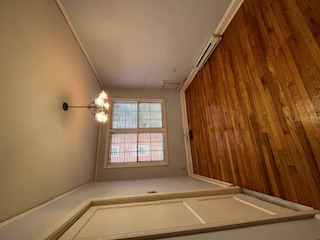 4103 Devine Street D-2